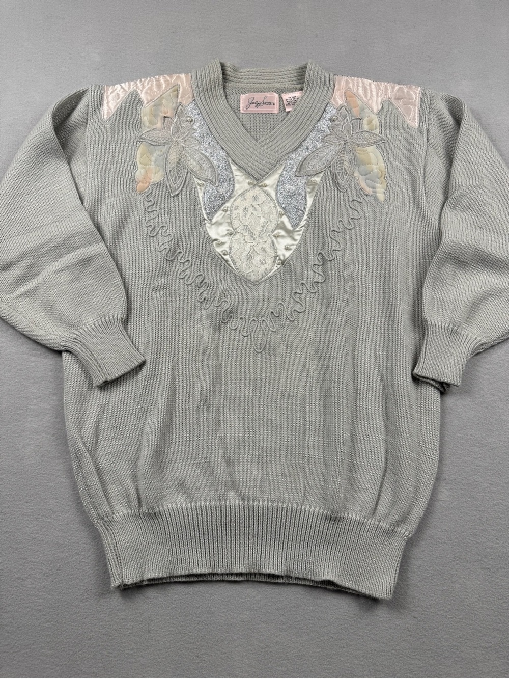 Vintage Jaclyn Smith Sweater Womens Large Gray Pink Beaded Floral Embroidered
